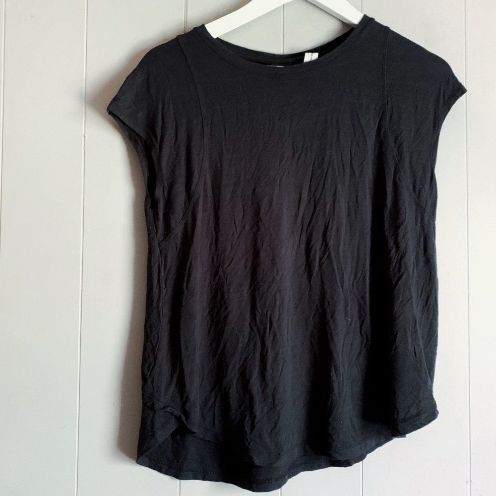 All in Motion Black Rear Pleated Tee S